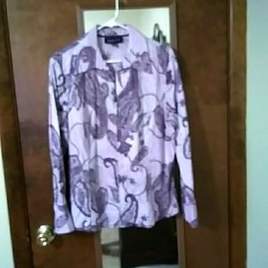 XL zip up blouse. Good for office wear.